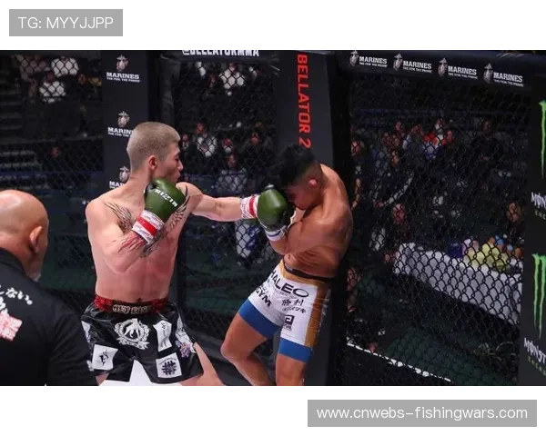 巴内特短裤滑落事件背后的真实格斗 尴尬瞬间与人性光辉 巴内特短裤滑落事件背后的真实格斗 尴尬瞬间与人性光辉